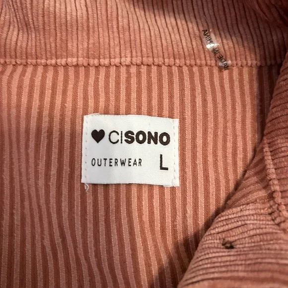 Shacket - Picture 2 of 4